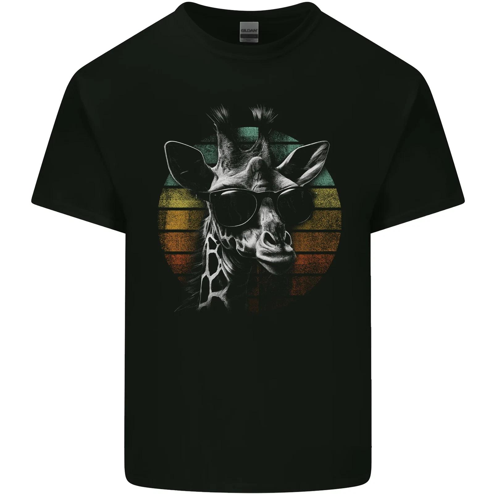 A Retro Giraffe Kids T-Shirt Childrens S