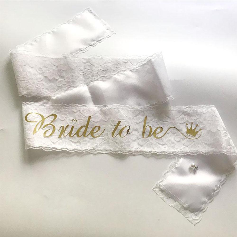 Bride To Be Dantela Eticheta Cureaua Curele de mireasa Cu Paiete Fundita Strat dublu Dantela Bronzing Cureaua de umar subtire Lumina pentru petrecerea burlacilor Decor de nunta