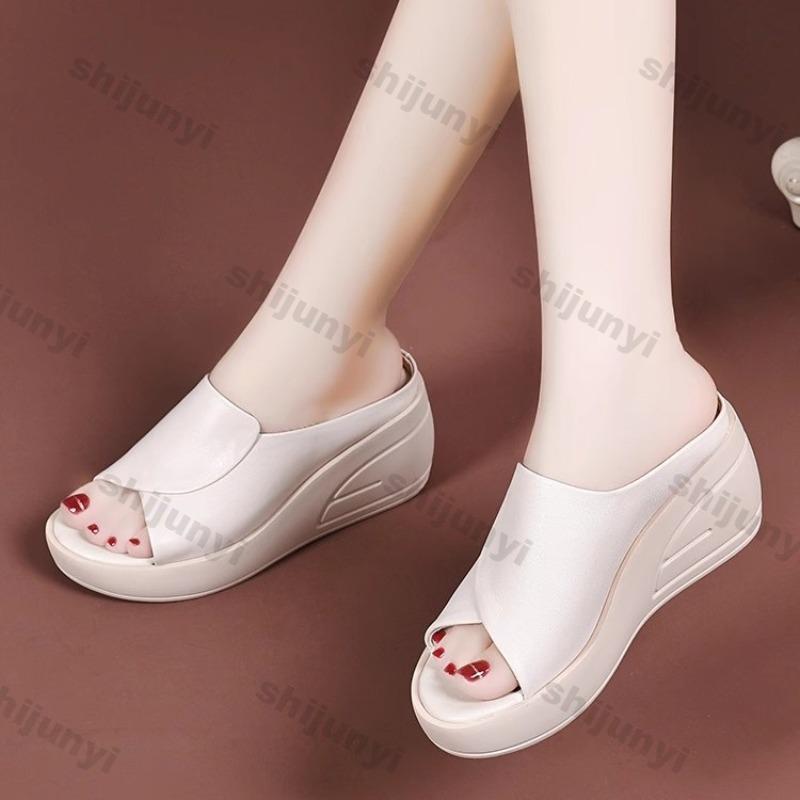 Women's Wedge Shoes 2026 Summer Slip On Platform Non Slip Luxury Slippers Comfortable Fashion Outdoor Height Increase Sandals
