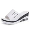 2025 New Arrival Women wedge Flip Flops Lightweight Beach Slippers High Quality PU Leather Zapatos De Mujer Woman Sandal