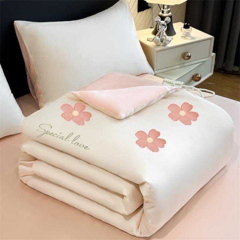Princess Version Summer Cool Quilt Soft Washed Ice Silk Machine Washable For Women Girl Air-Conditioned Quilt Comforter Bedding