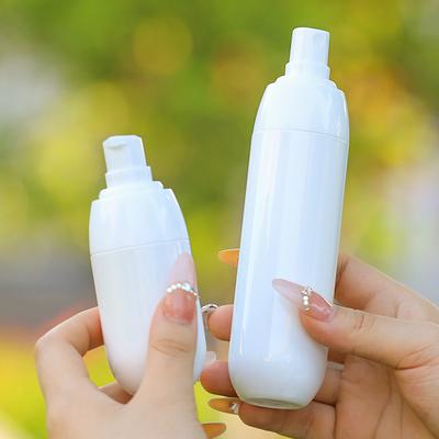 30/50/100ml Kunststoff-Creme-Shampoo-Pumpflasche Tragbare nachfüllbare Lotionflaschen Sprühbehälter Ätherisches Öl Reiseutensilien