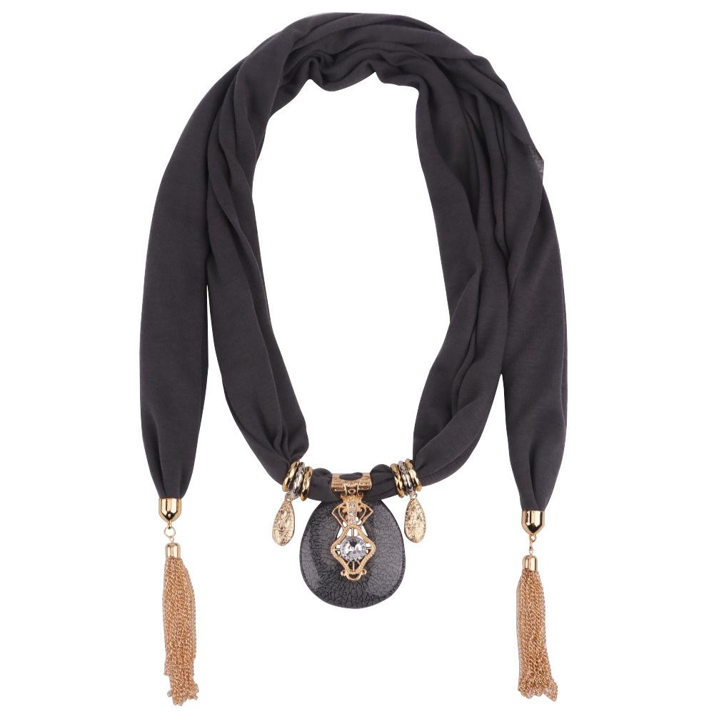 Elegante Collar Bufanda con Colgante de Cristal y Borlas – Bufanda Infinita de Moda para Mujer, Joyería Boho Statement