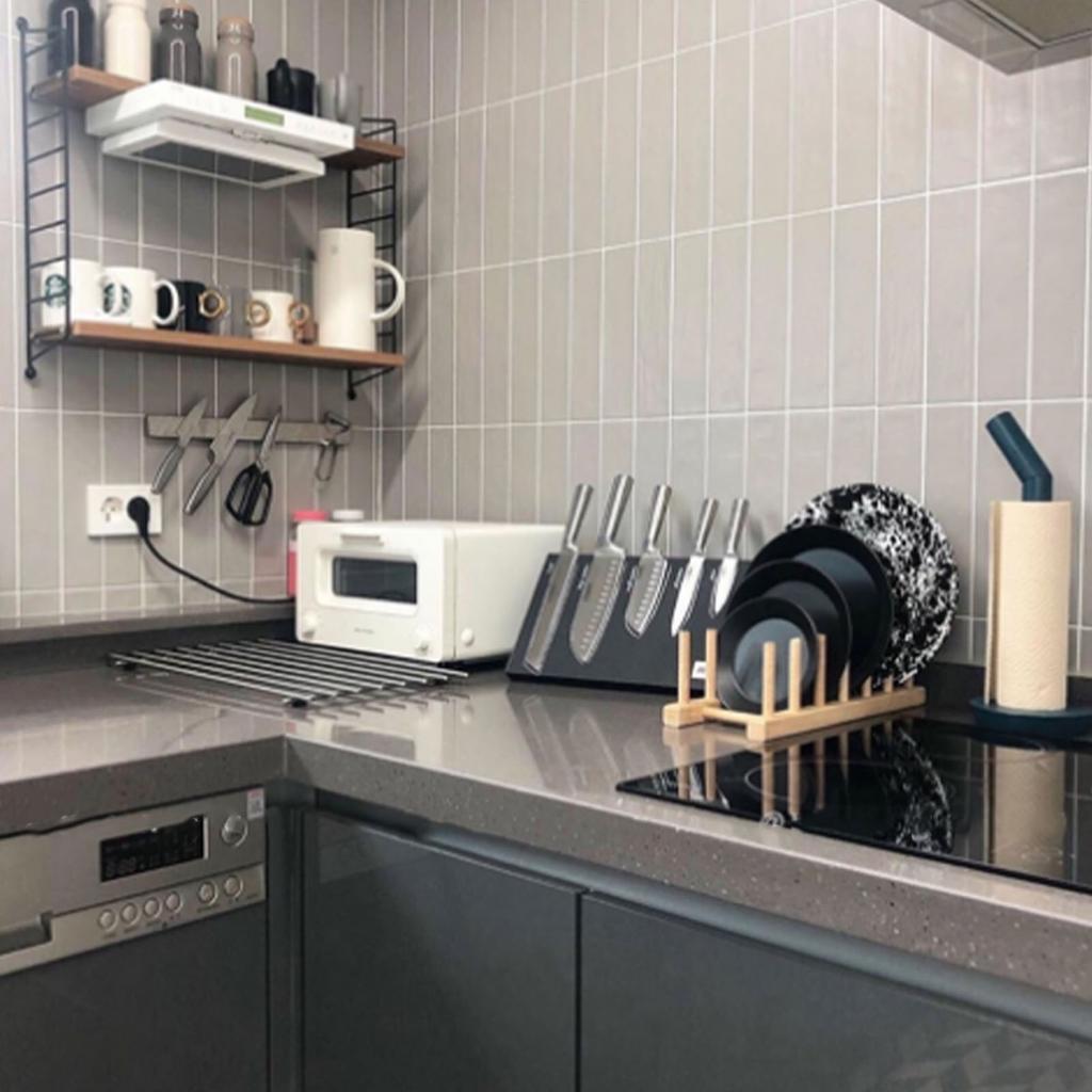 Vertical Wooden Dish Drying Rack 6 Grids Pine Wood Dish Drying Rack with Stable Base for Cups Cutting Boards