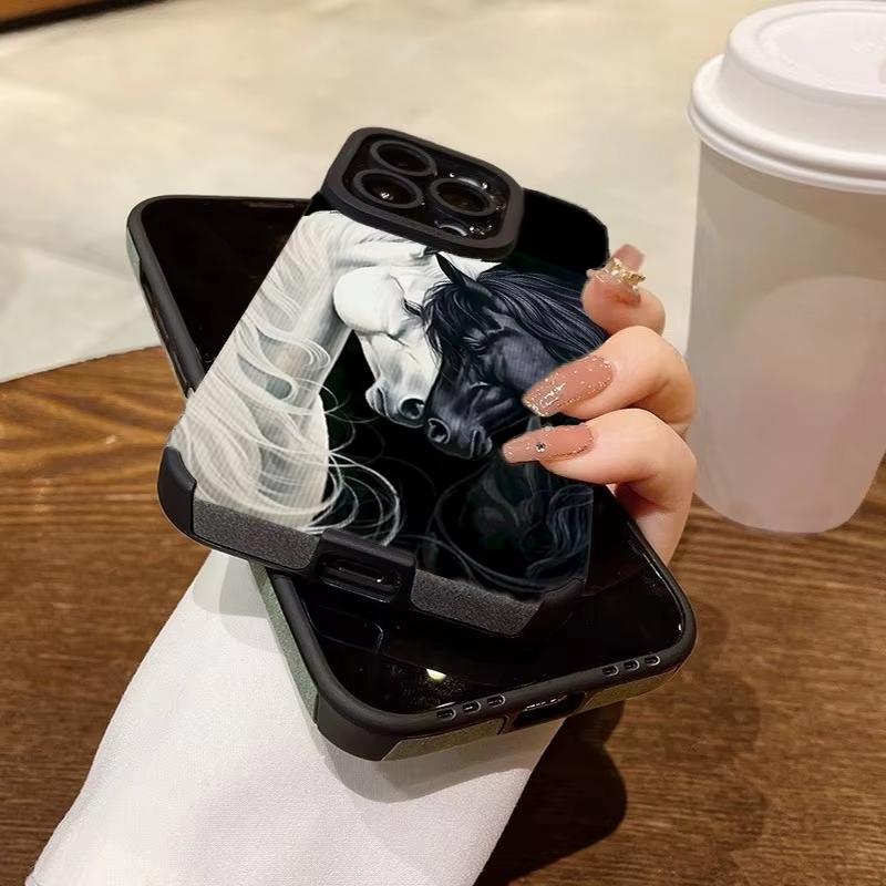 Black White Horses Phone Case For iPhone 11 12 13 14 15 Plus 17 16 Pro Max 17 Air XR X XS 15 16 Plus Protection Back Cover