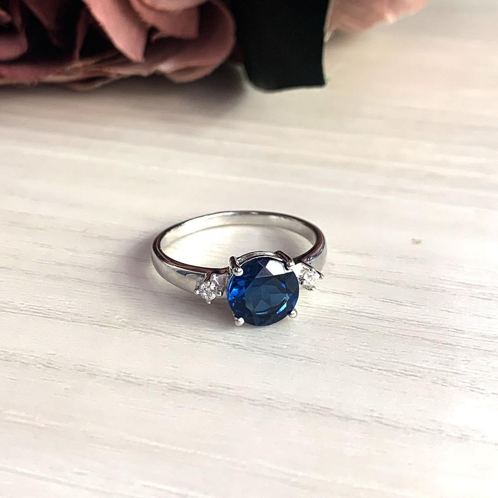 Silberring mit London Blue Topas 1,642 ct (2024644) 2,85 gr. 925 Proben