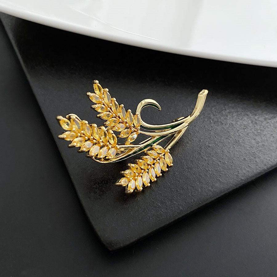 

Elegant Zircon Wheat Ear Brooch Pin for Men s and Women s Suits