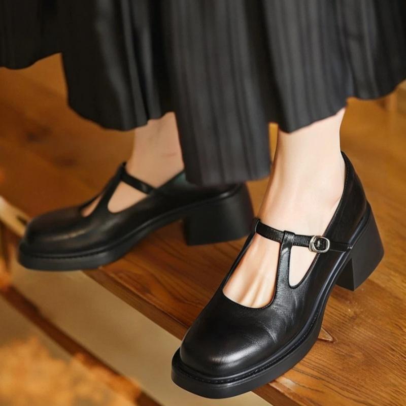 Fashion Retro Women's Brogue Leather Shoes Spring Round Head Carved Mary Jane Shoes Women Oxfords Women's Shoes Ladies Leather Female