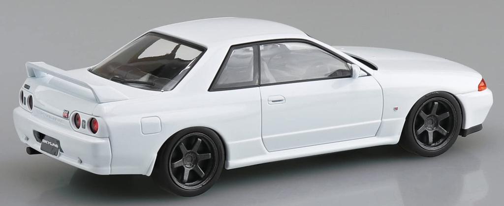 Aoshima Bunka Kyozai The Snap Kit Series Nissan R32 Skyline Custom Wheels Plastic Model Kit Co., Ltd. (AOSHIMA) 1/32 GT-R (Crystal White) Pre-colored