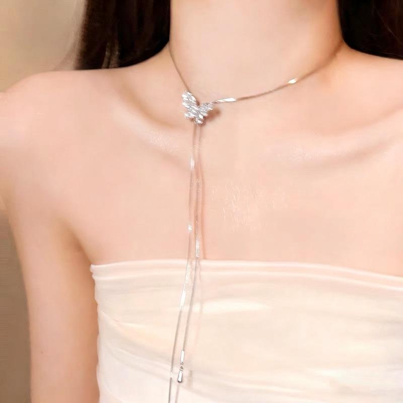 Flash Zircon Mesh Rose Petal Pullable Necklace - Luxurious, Small-Scale, High-End, Elegant Collar Chain Earrings Accessory