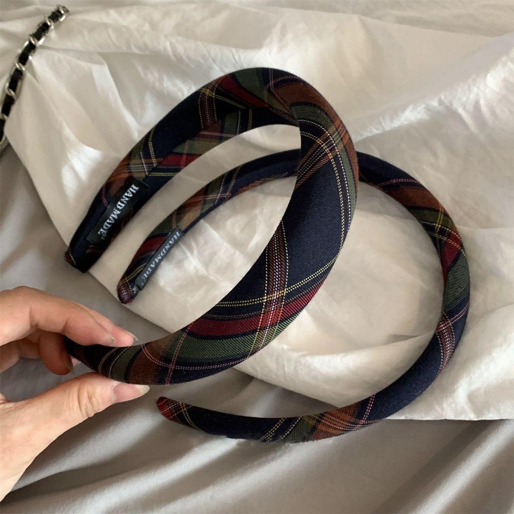 British Plaid Retro Headband: Korean Style Hair Accessory for an Elevated Look