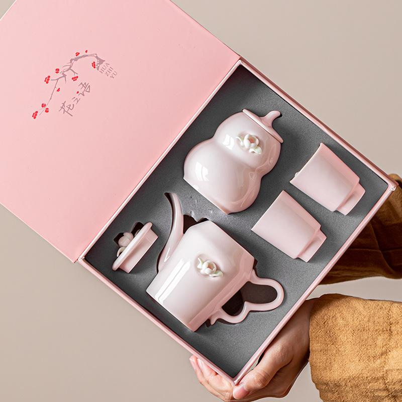 Tea Set Gifts for Women's Creative Kung Fu, a Pot and Two Cups of Ceramic Sets, Gifts for Girls