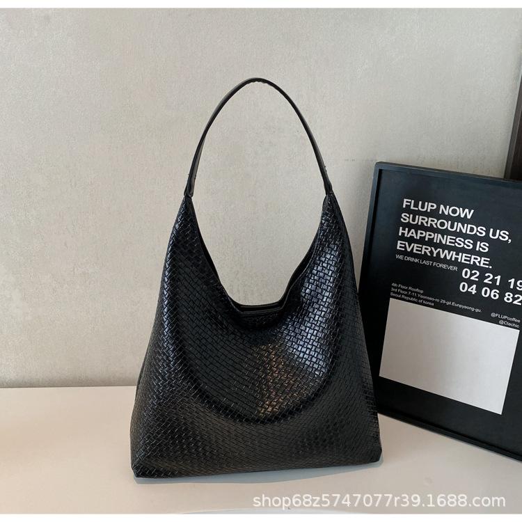 Casual Retro Large-capacity Bag Women's 2025 New Popular Tote Bag Woven Versatile Foreign Style Shoulder Bag Women's Bag
