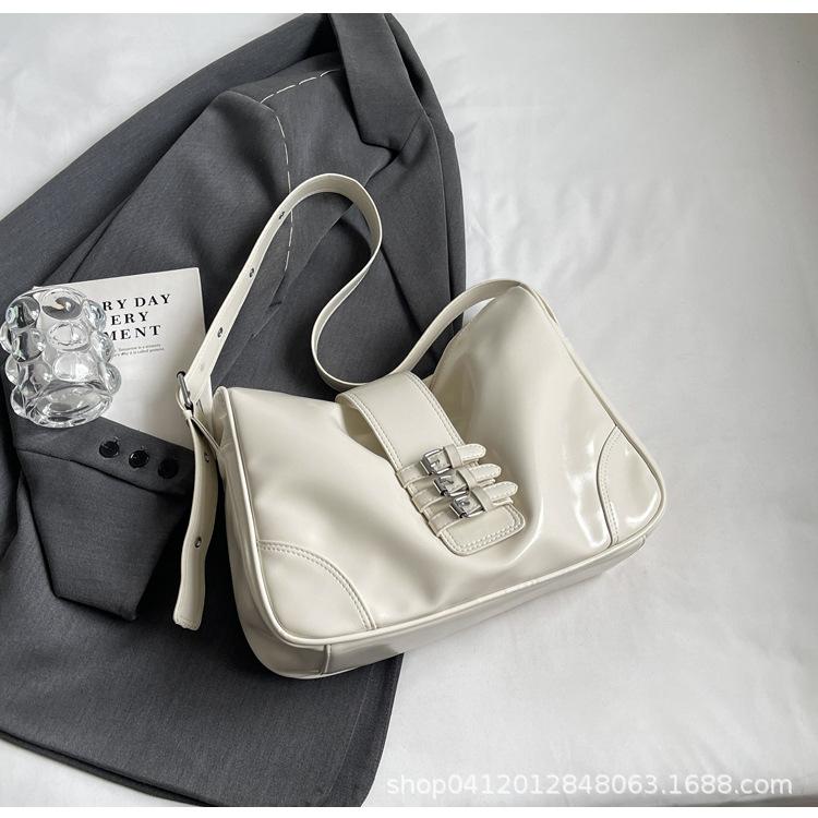 

2025 new large-capacity casual tote bag fashionable soft-sided messenger bag retro oil wax leather commuter shoulder bag