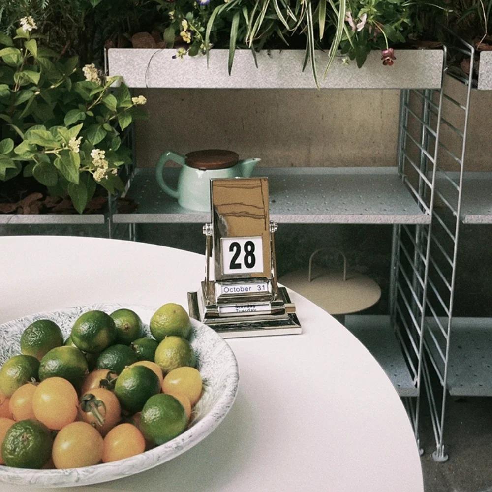 New Simple Desktop Home Furnishings Rotating Calendar Metal Desk Calendar Creative Perpetual Calendar Decorations Home Decor