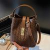 Large Capacity Woven Bucket Bag 2025 New Fashion Messenger Bag Retro Versatile Portable Shoulder Bag Tide