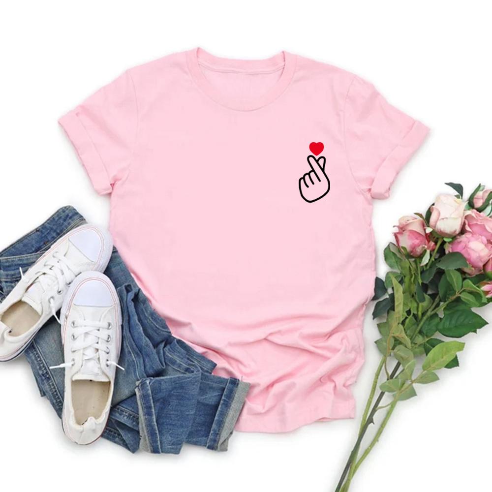 Korean Finger Love Symbol T-shirt Korean Finger Heart Kpop Shirt Women's Graphic T Shirts Cute K-Pop Tee Short Sleeve Female Top
