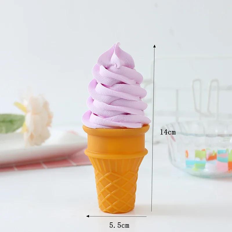 Simulation Knuspriges Eiscreme-Modell Realistisches Künstliches Lebensmittelmodell Fake Food Dessert Eiswaffel Fotografie Dekorative Requisiten
