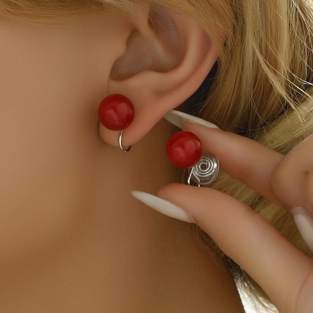 No punching, new mosquito coil disc ear clips, no ear piercings, earrings, feminine versatile, fashionable and popular, simple imitation pearl