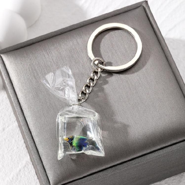 Exquisite Resin Fish Keychain Pendant In Transparent Water Bag for Bags Backpack