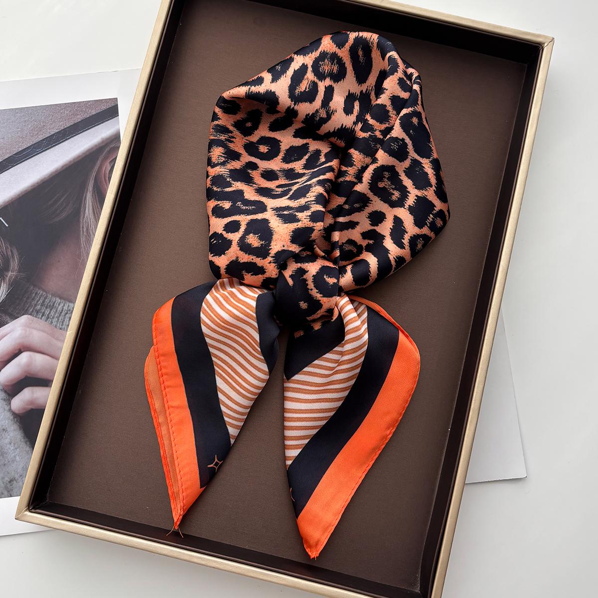 Yto Scarf Women's Leopard Print Square Scarf Silk Feeling Neckerchief Bandana Lady Shawl Scarves Wrap Head Kerchief Hair Band Ties 70Cm