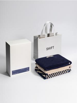 SHIFT Schichthandtuch Signatur
