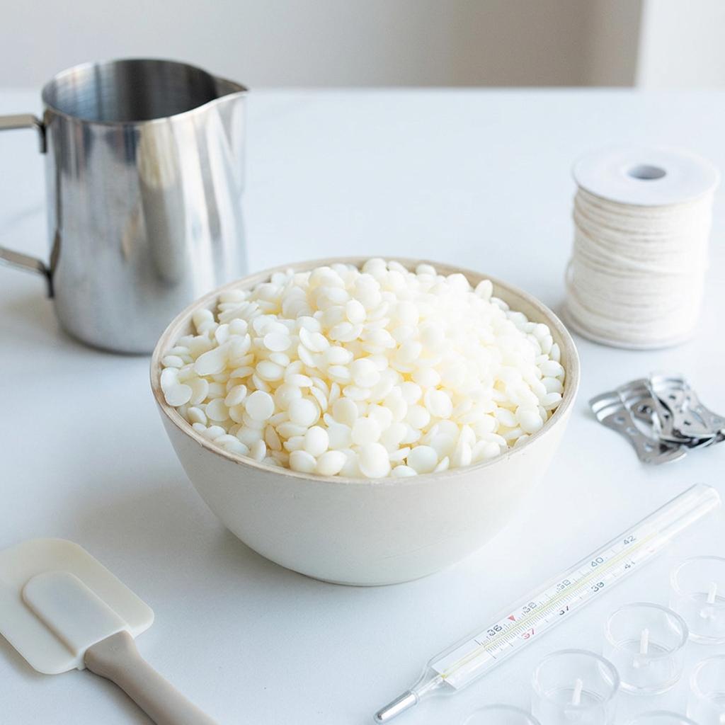 Hot Selling Natural Soy Wax Granule Pillar Candle Making Organic Non-Toxic Raw Material Handmade Vegan Porcelain Jar Customized size&No scent белый