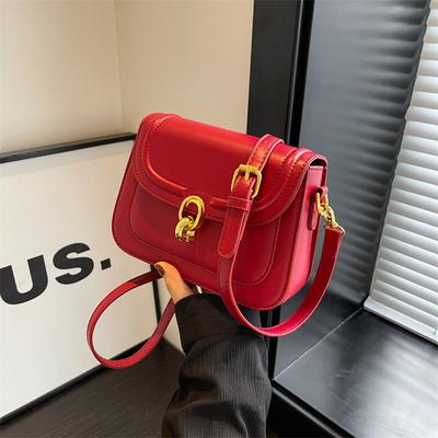 Sacs aisselles pour femmes Nouveau sac à bandoulière sous l'aisselle tendance en cuir PU petit Sacs à main de mode multicolores pour dames pour le travail