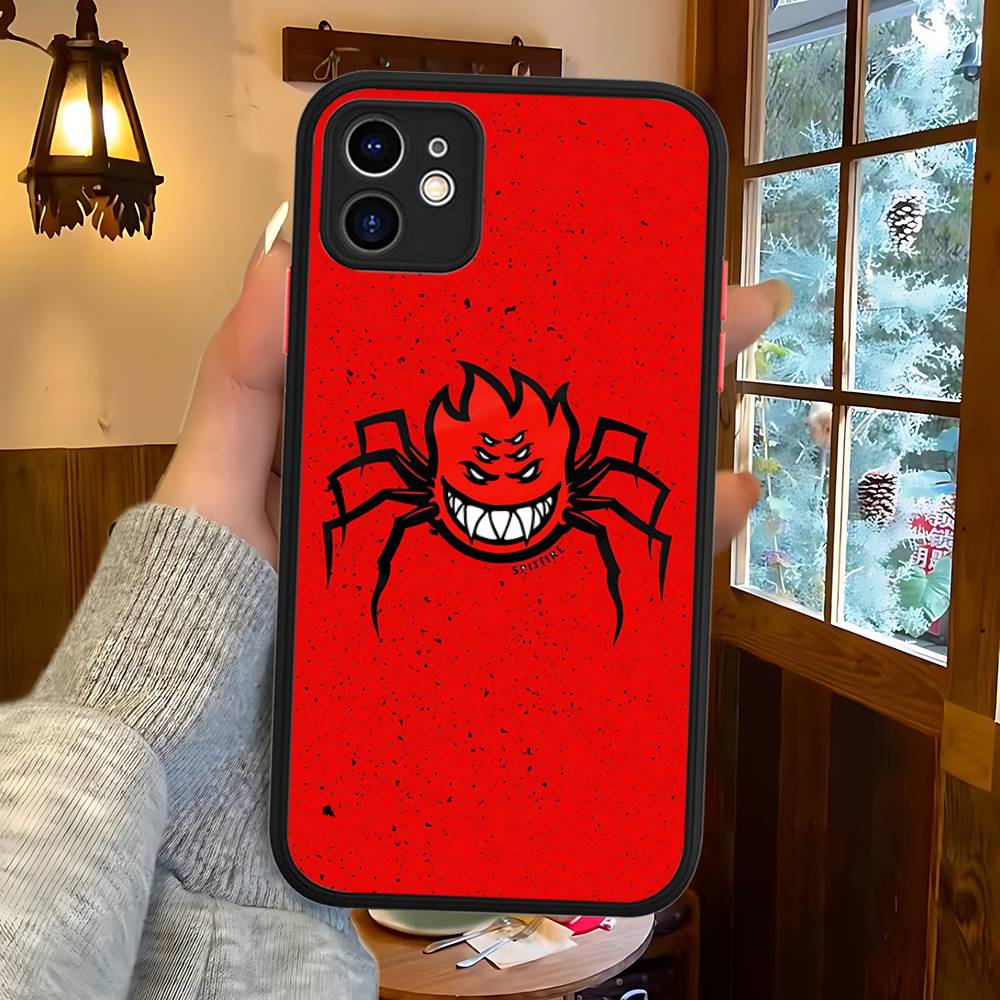 

Fashion S-Spitfire Skateboard Matte Translucent Phone Case For Iphone 16 ProMax 15 14 13 12 11 X XS PRO Plus iphone X