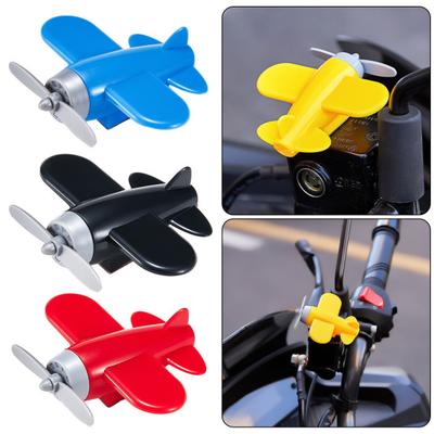Rotierendes Flugzeug, Autodekor, Mittelkonsolen-Dekoration, Lufterfrischer, dynamisch drehendes Armaturenbrett- und Helmzubehör für Autos, Motorräder, Fahrräder