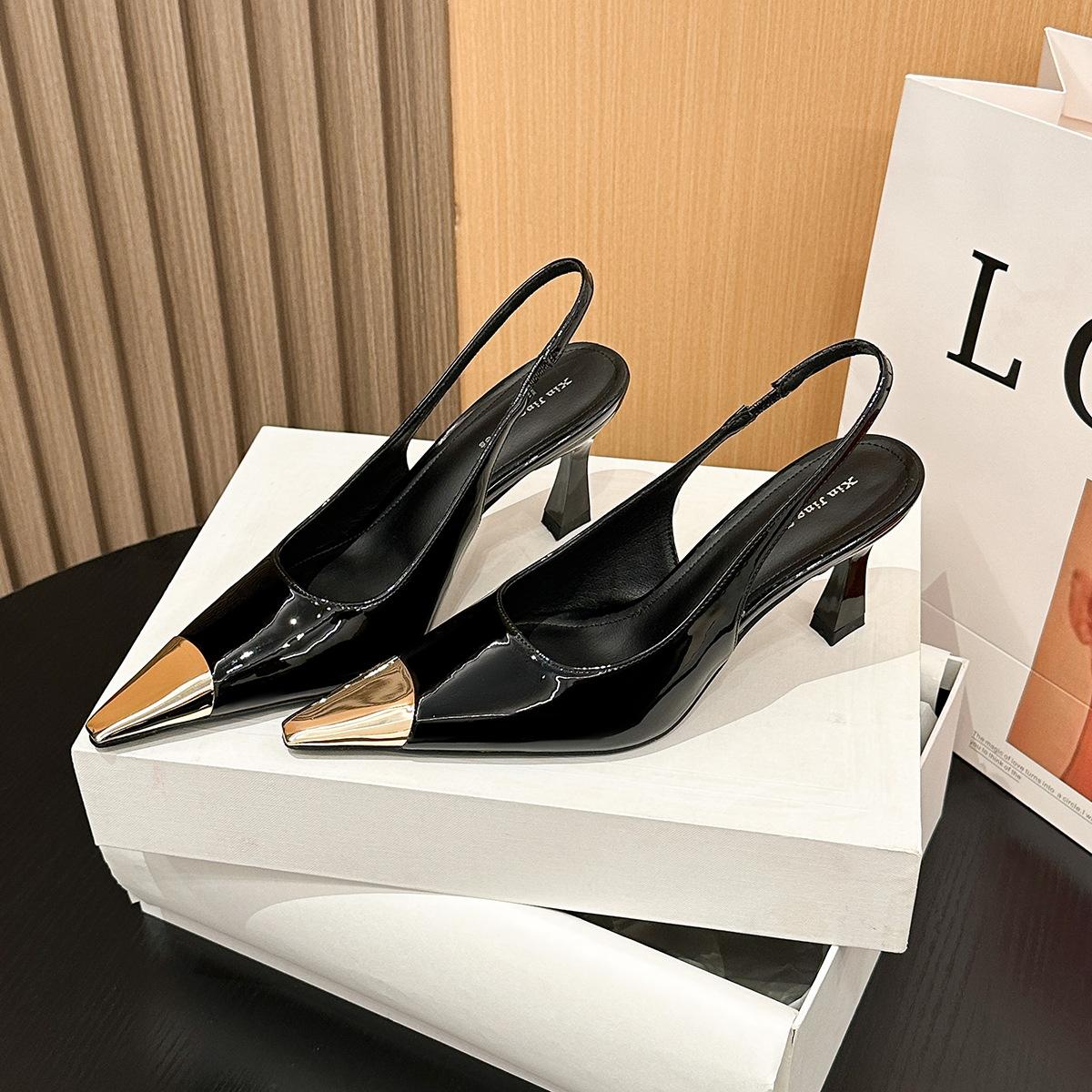 

619-1 pointed patent leather high heels single shoes thin heel temperament metal toe French girl sexy back strap women s shoes 35 чорний