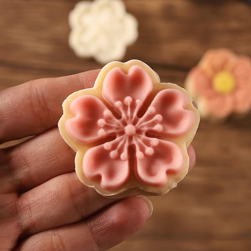 4Pcs/Set Mooncake Mold Cherry Sakura Pattern Stamps Hand Press Blossom Flowers Bean Paste Cake Mold Plungers Pastry Bake Tools