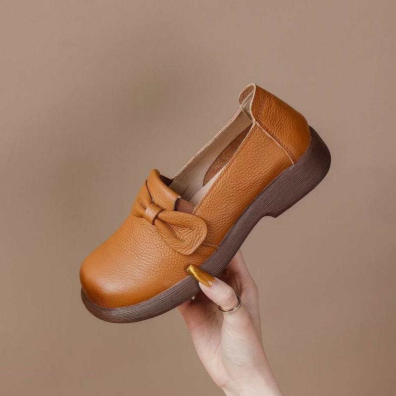 Genuine Leather Shoes Women Flat Casual Shoes Soft Cow Leather Brand Ladies Shoes Black Beige Plus Size 41