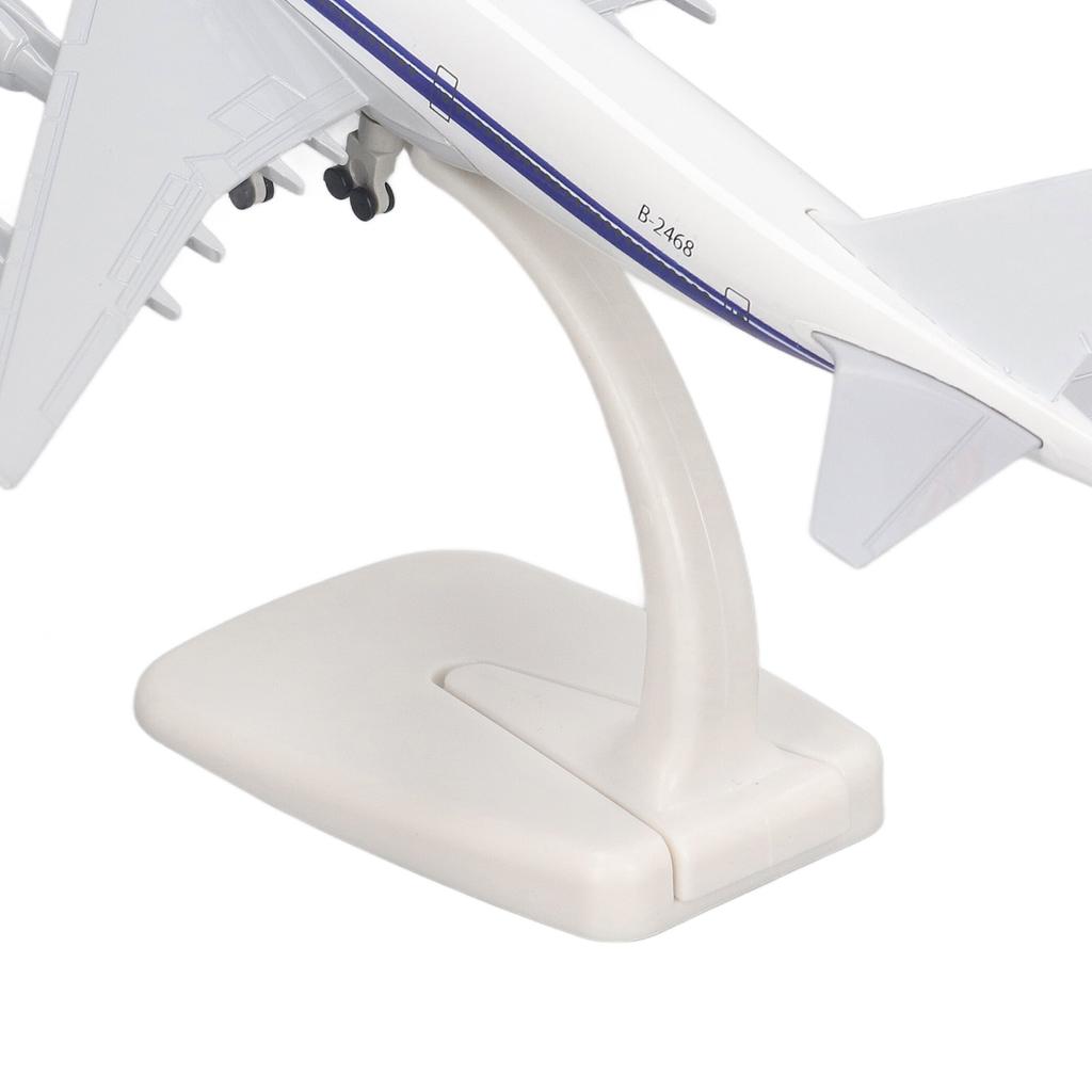 Delicate Diecast Airliner Model Alloy Simulated Passenger Plane Model with Stand for Kid Adult 7.9