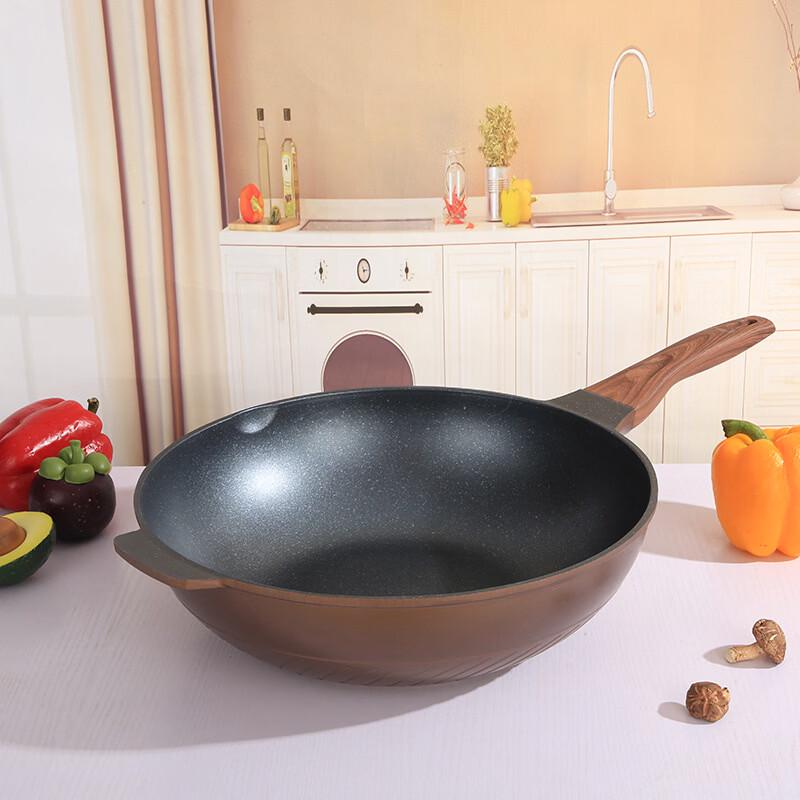 

ZISIZ Wooden Handle Stir-fry Wok