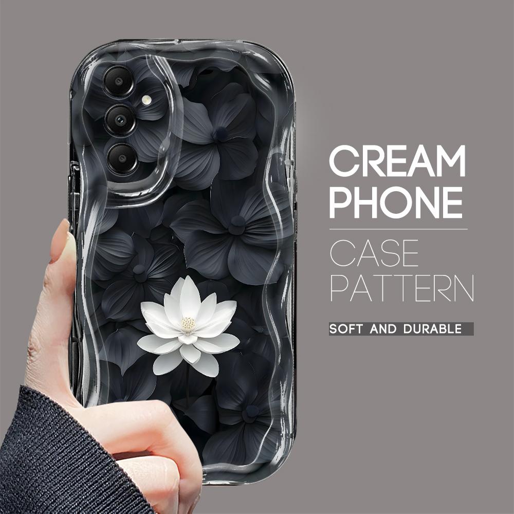 

Милый мультяшный узор, кремовая текстура, мягкий силиконовый чехол с волнистыми краями, чехол для телефона Samsung Motorola Edge 50 Fusion чёрный