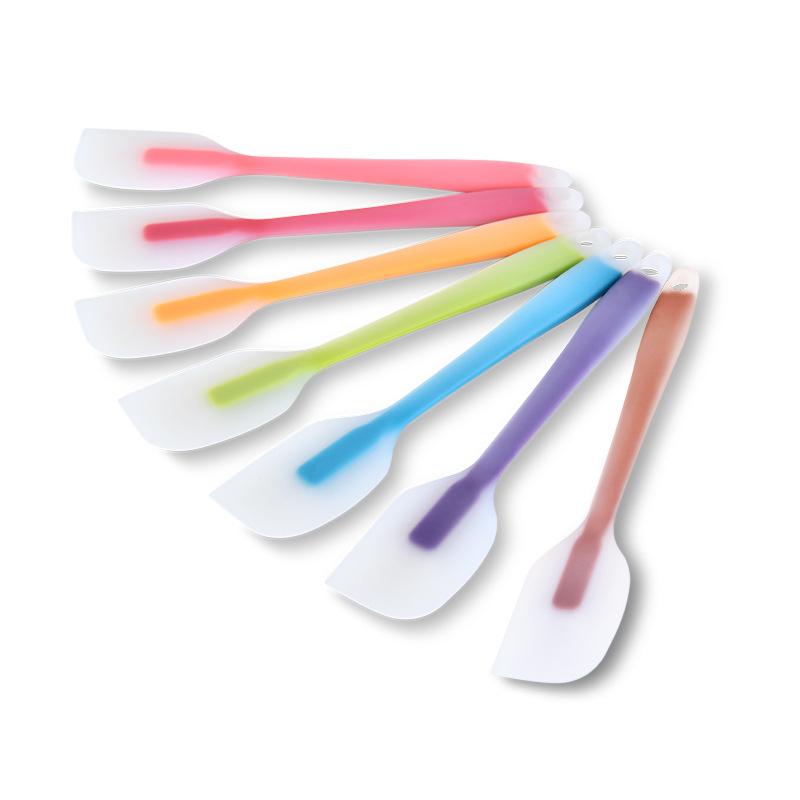 Silicone Cream Baking Scraper Non Stick Butter Spatula Cutter Chocolate Smoother Heat Resistant Kitchen Pastry Tools Scraper