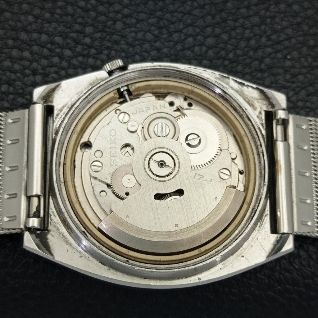AUTOMATIC VINTAGE SEIKO JAPAN 7009A MENS ARABIC RED COLOR DIAL WATCH A701393-5 R206a-a701393