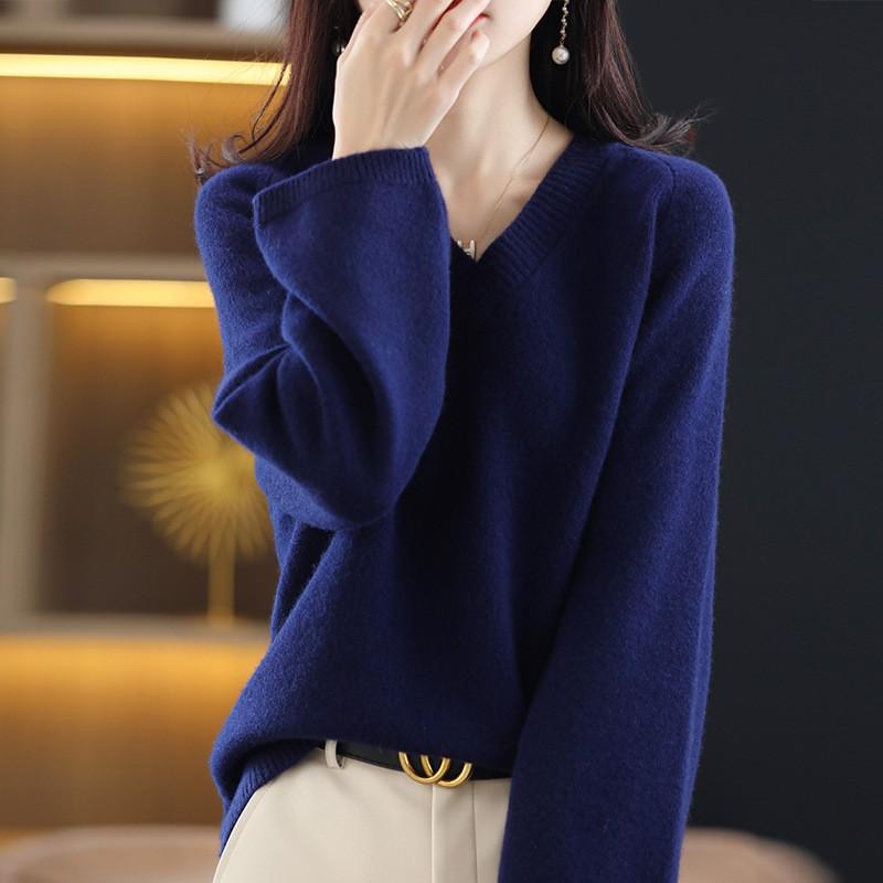 Autumn and Winter V-neck Wool Sweater Women's Pullover Long Sleeve Solid Color Loose Knitted Sweater Soft Waxy