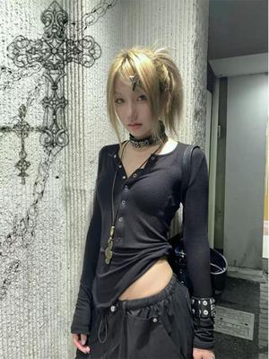 Camiseta Karrcat Trashy Y2K com botões, estética grunge, preta, canelada, gótica, vintage, harajuku, manga comprida, camiseta americana