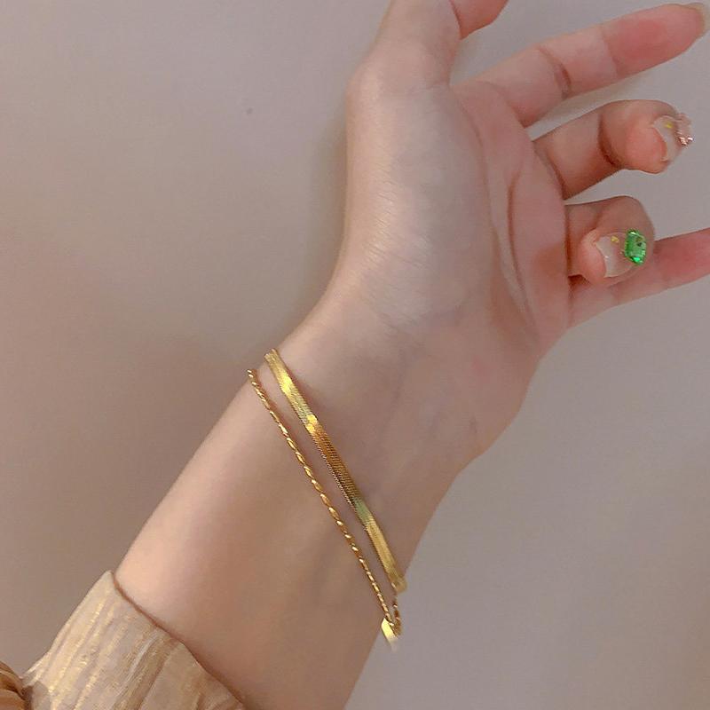 Titanium Steel Bracelet Fashionable Bracelet Jewelry High-End Feel For Women