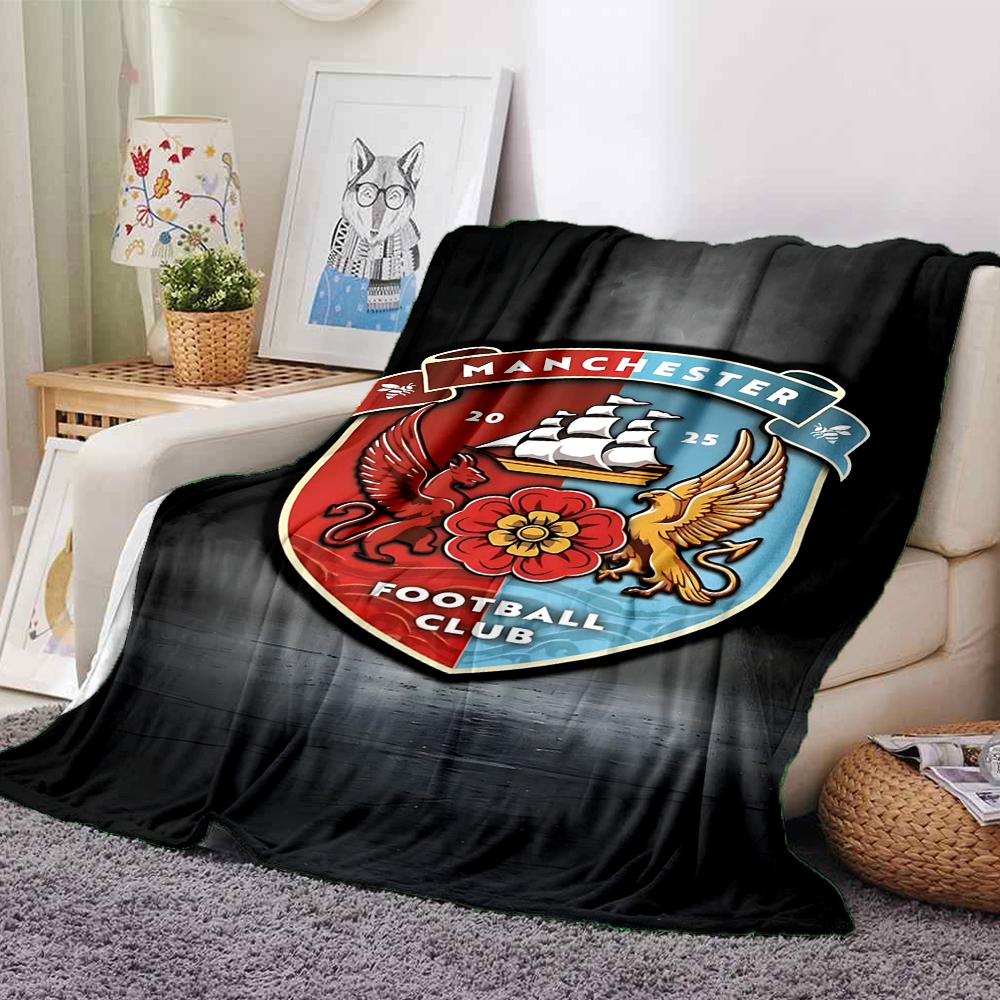 Manchester Football Club Crest Blankets Flannel Printed Breathable Warm Throw Blanket for Home Office Bedspreads 0708a6