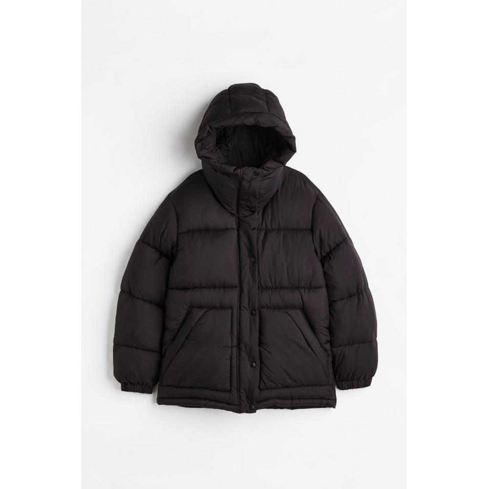 

HM ЗИМНЯЯ КУРТКА-ПУХОВИК ЧЕРНАЯ