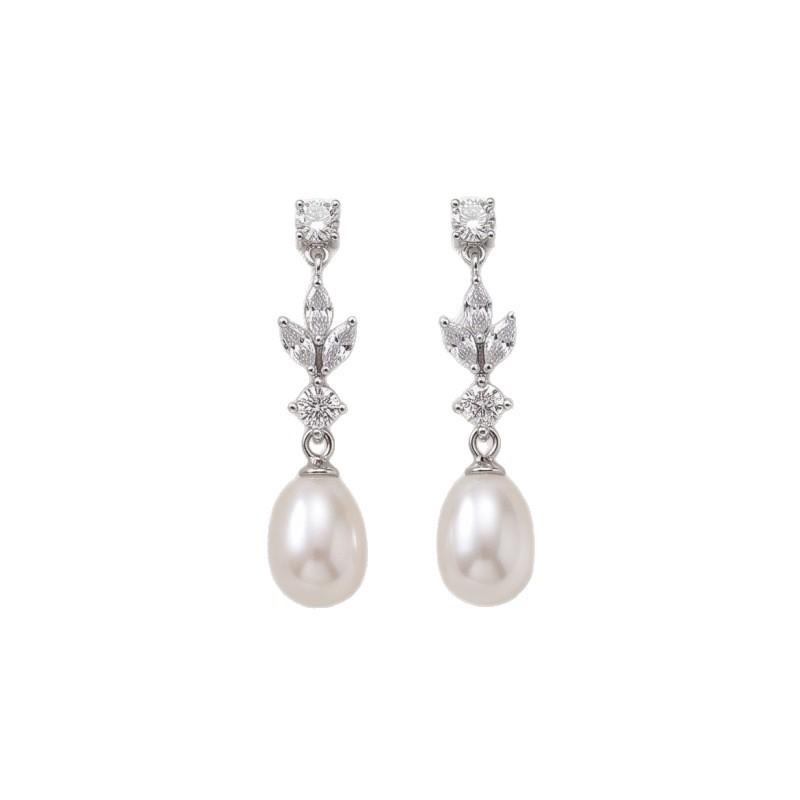 European and American Pearl Zircon Earrings Women's Flower Light Luxury Temperament Elegant Imitation Pearl Ear Jewelry