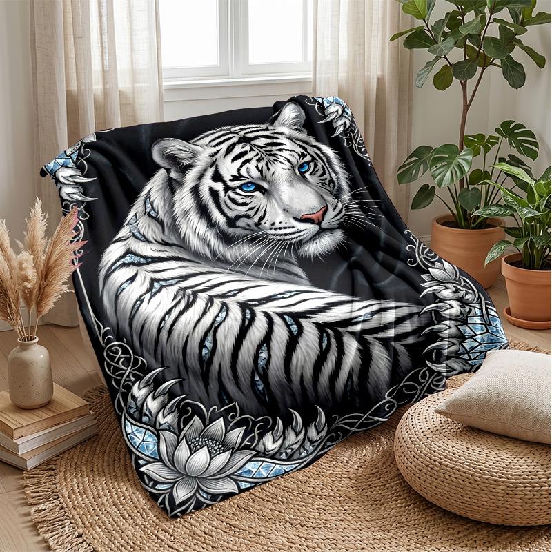 

Autumn Tiger Portrait blanket Personalized Name Flannel Blanket Soft Cozy Plush Throw for Sofa Bed Lightweight Home Decor 75x90cm