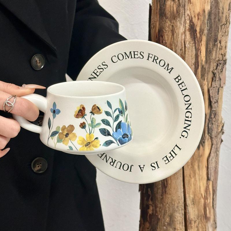 Premium sense daffodil ceramic coffee cup saucer afternoon tea ceramic cup girls souvenir gift box original gift