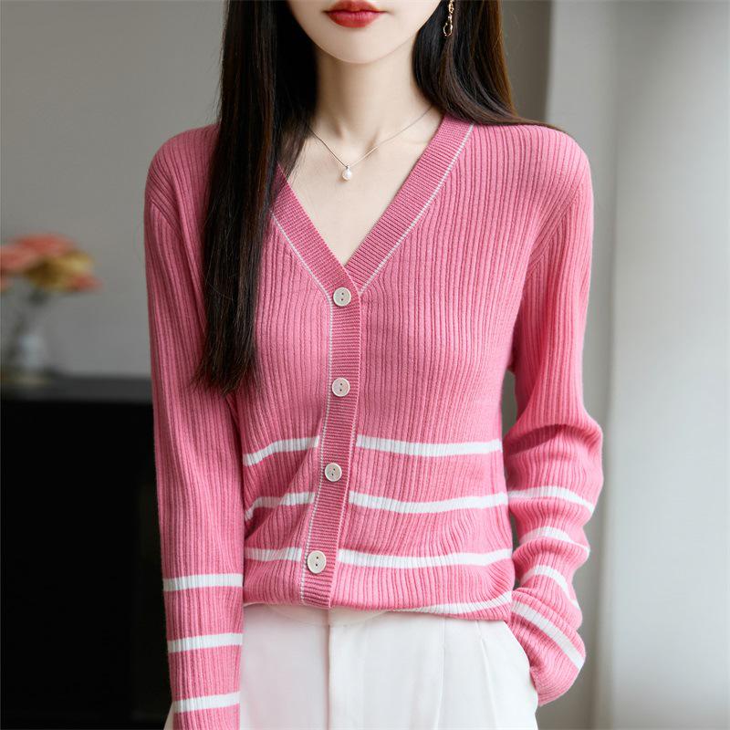 

Autumn Women s V-Neck Wool Blend Color Block Cardigan Extra Large