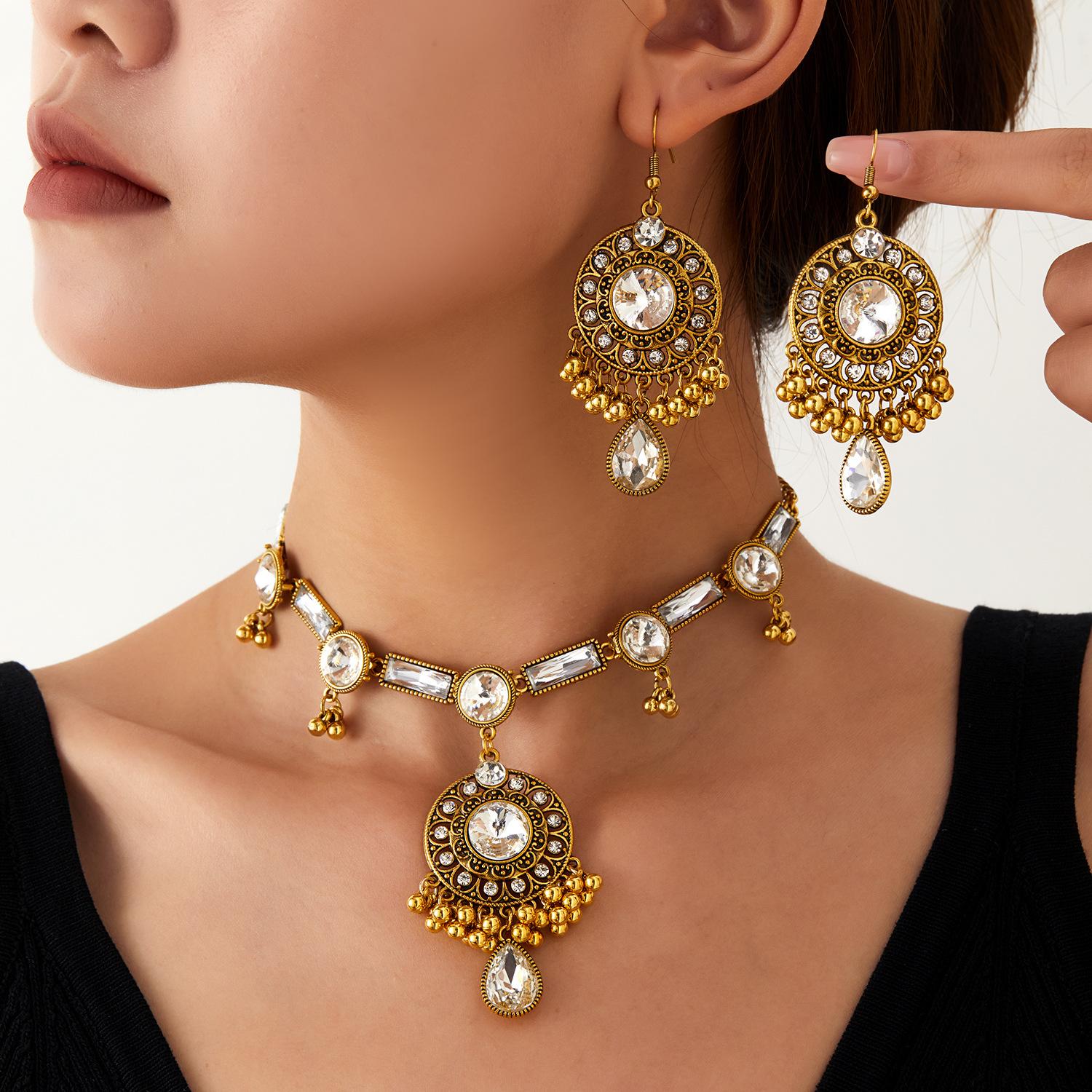 Bohemian Retro Tassel Necklace and Earring Set , Exotic Ethnic Style Jewelry for Women Daily Wear and Party option 2 белый