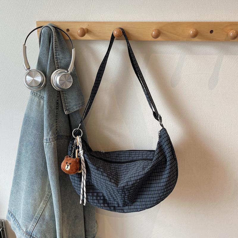 Nylon Plaid Shoulder Bag With Zipper Closure For Casual Daily Use