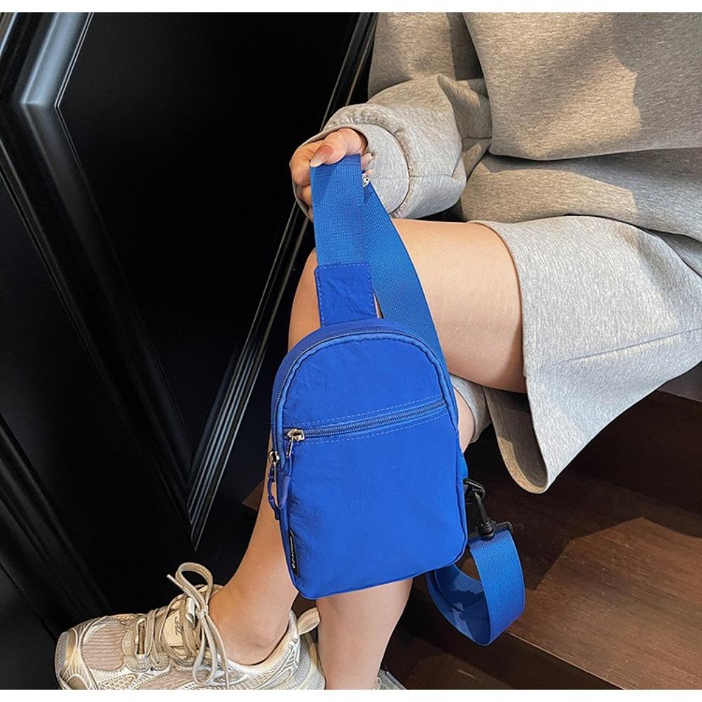 Multifunctional Crossbody Phone Pouch Nylon Sports Fanny Pack Lightweight Waist Bag  Outdoor